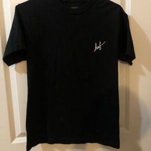 HUF TEE ( HMU WITH OFFERS )